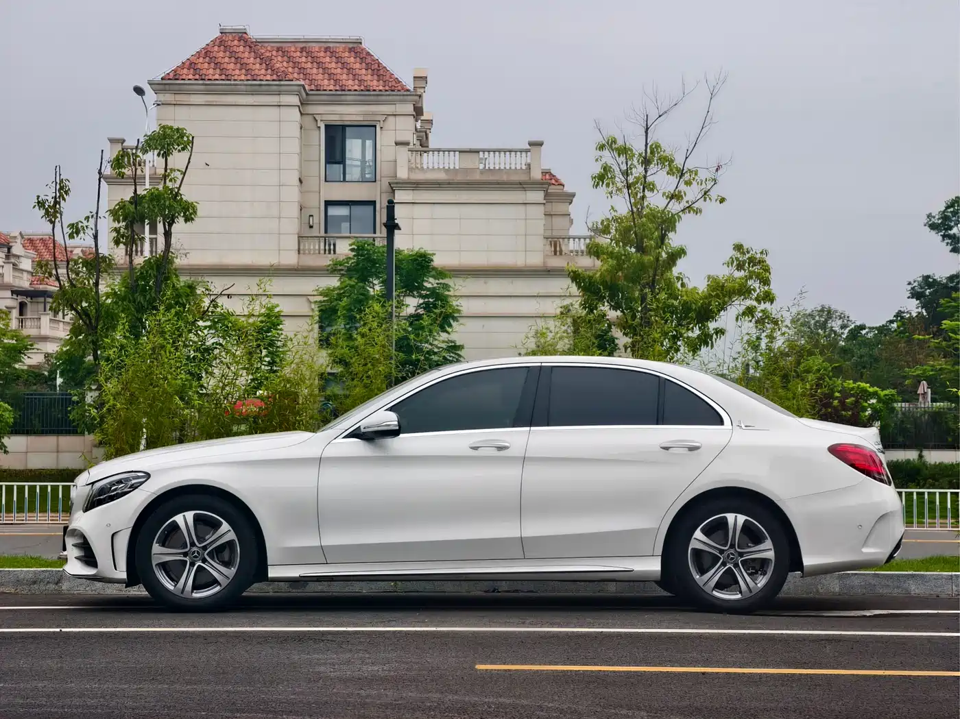 Mercedes-Benz C-Class 2019 C 260 L Sport фото 8
