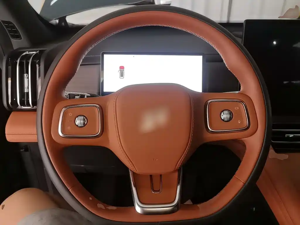 Jetour X70L 2025 2025 2.0T Automatic Flagship 7-Seater