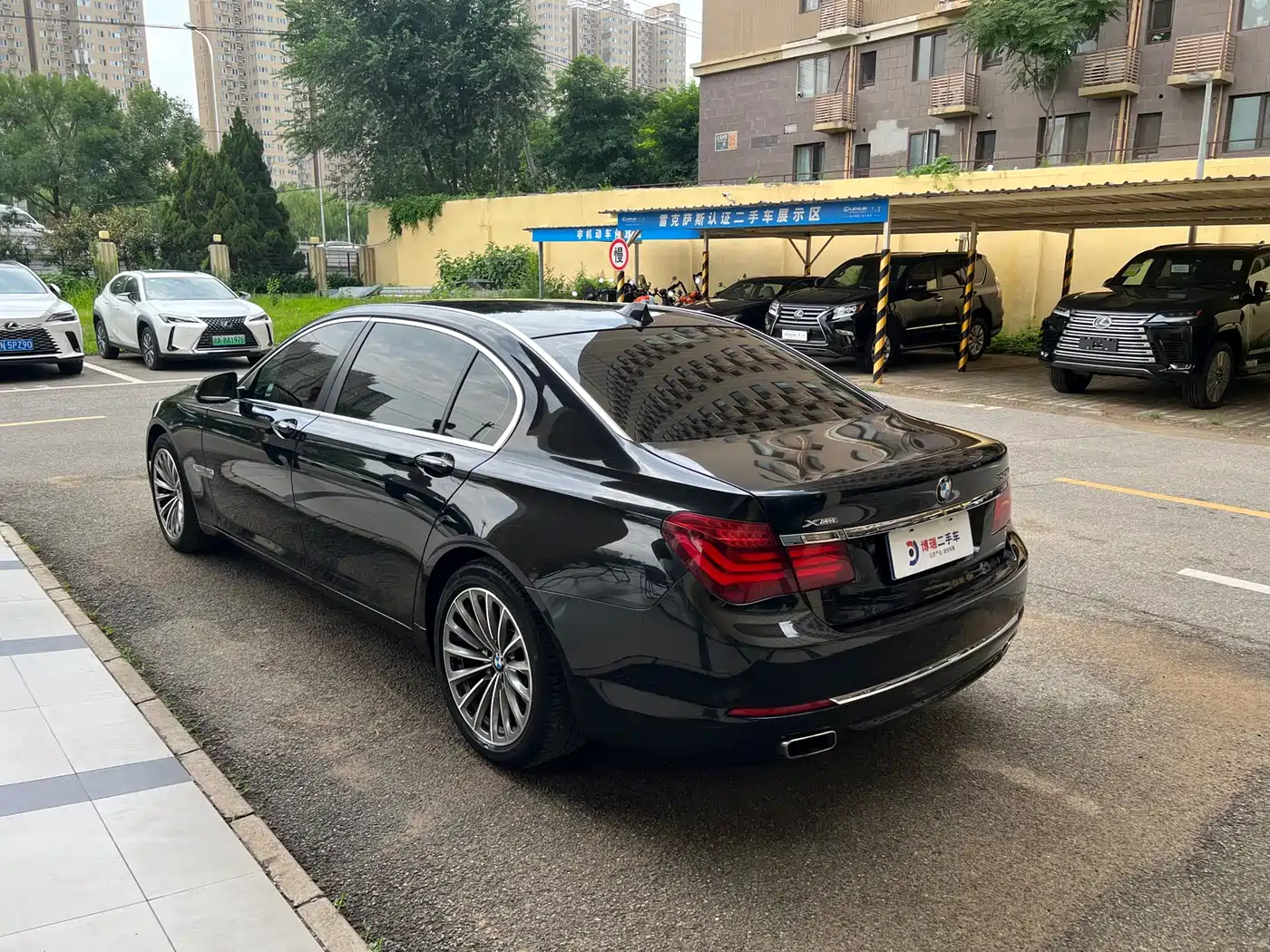 Фото 5 - BMW 7 Series