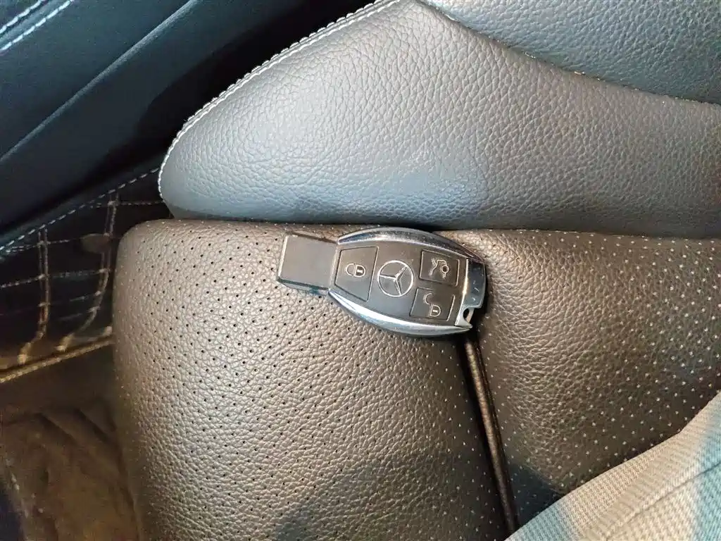 Mercedes-Benz GLC 2019 GLC 260 L 4MATIC Dynamic фото 17