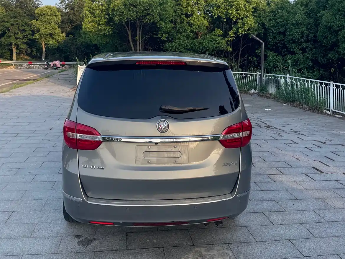 Buick GL8 2018 28T Luxury Model China VI фото 4