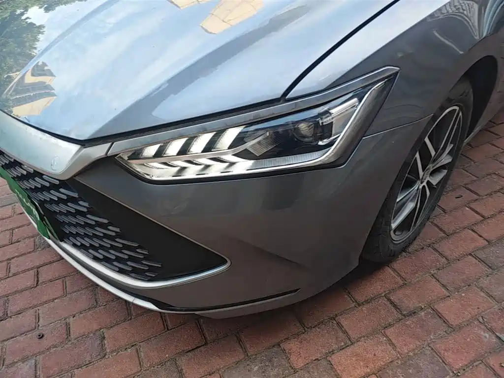 BYD Qin PLUS 2021 DM-i 55KM Flagship фото 24
