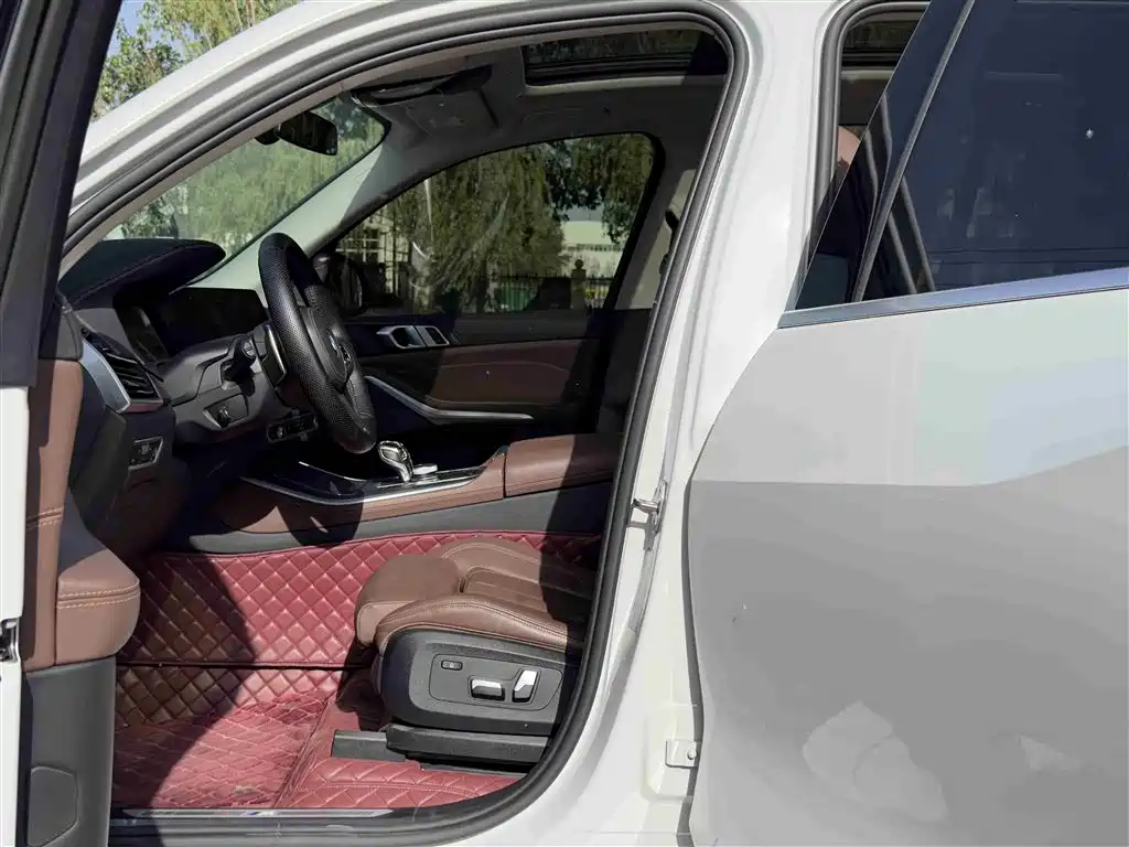 BMW X5 (Import) 2022 xDrive40i M Sport Package фото 6