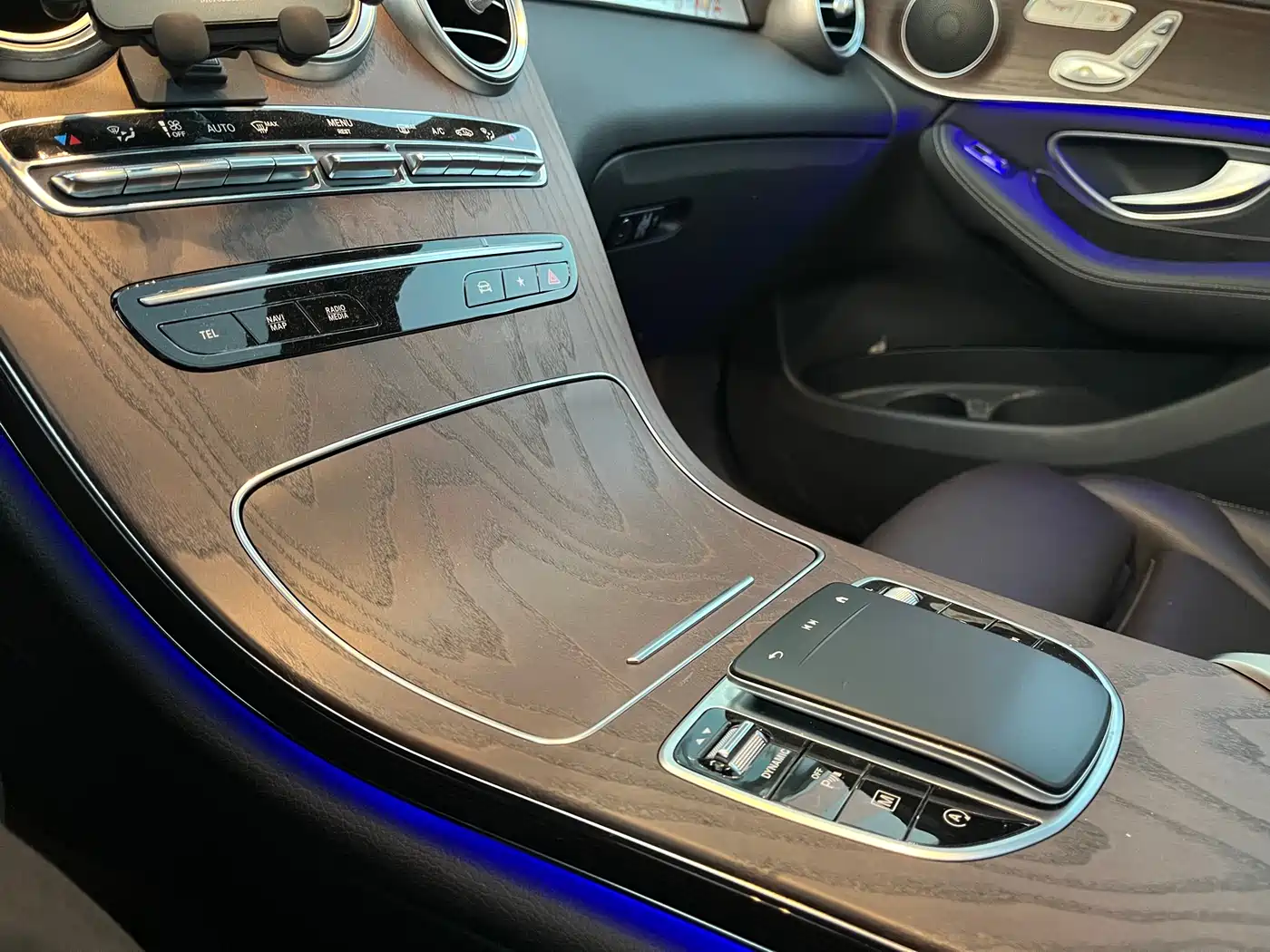 Mercedes-Benz GLC 2022 GLC 300 L 4MATIC Dynamic Collector's Edition фото 10