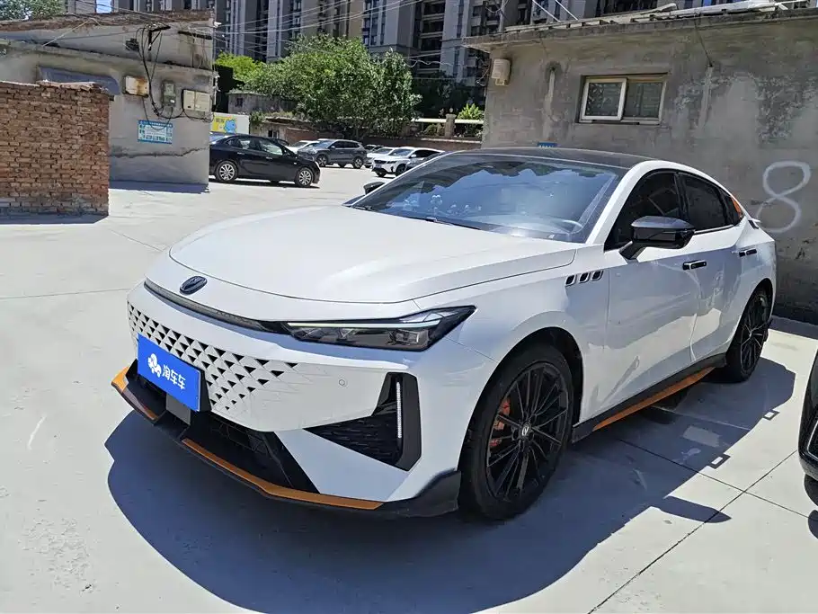CHANGAN UNI-V