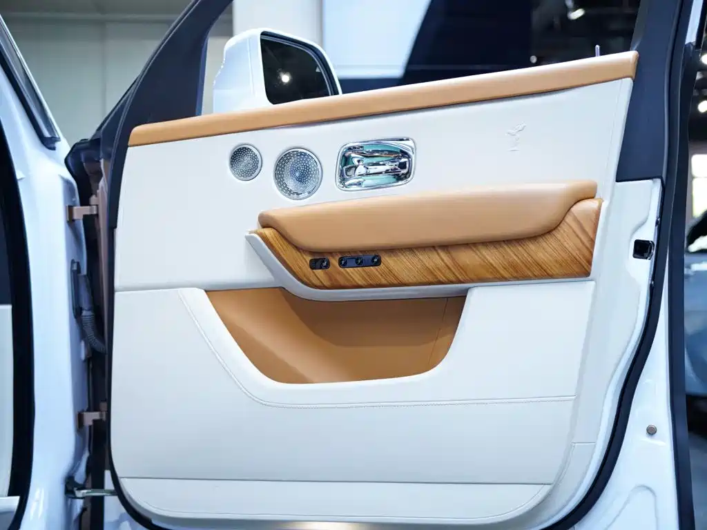 Rolls-Royce Cullinan 2020 2018 4-Seater Version