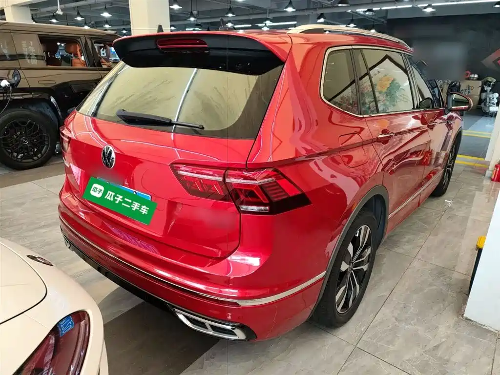 Volkswagen Tiguan L 2022 380TSI Automatic 4WD R-Line Flagship 7-Seater фото 7