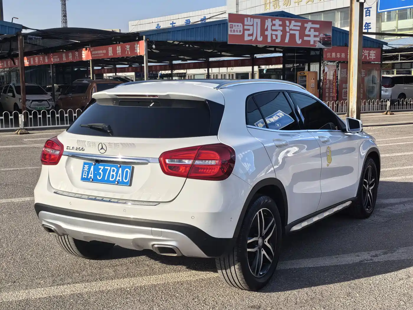 Mercedes-Benz GLA 2016 GLA 200 Fashion фото 2