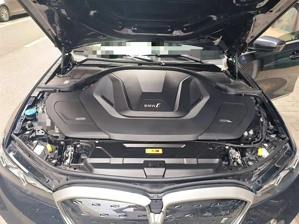 BMW i3 2024 eDrive 35 L фото 11