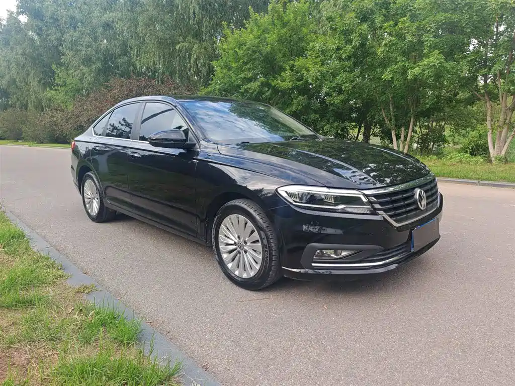 Volkswagen Lavida 2019 1.5L Manual Comfort Edition China VI фото 5
