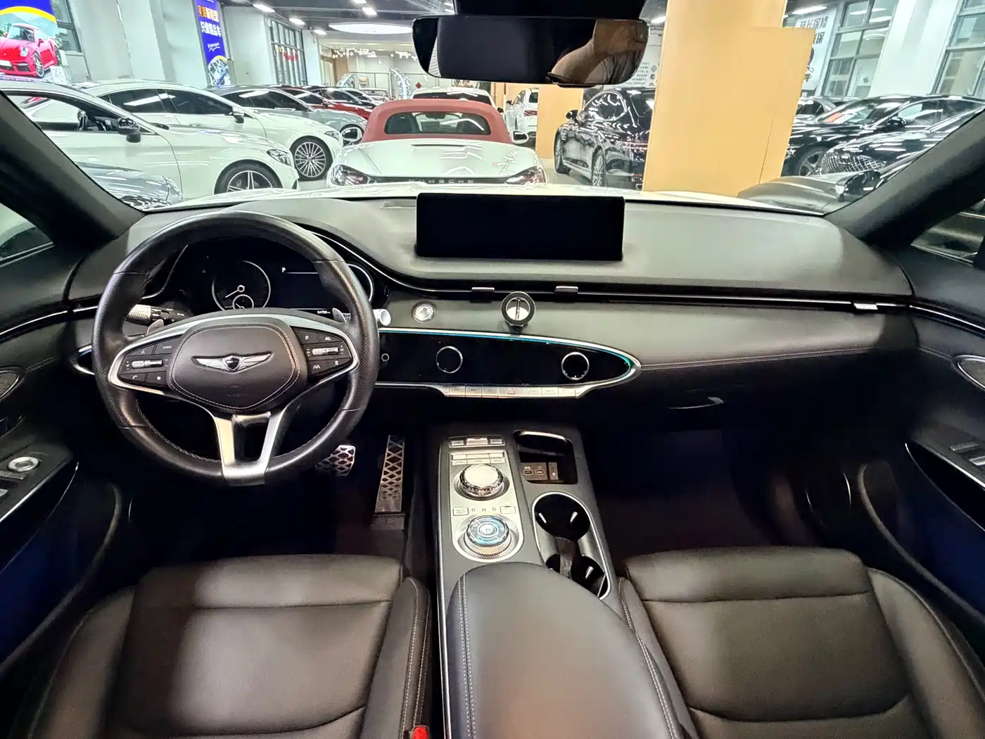 Genesis GV70 2023 2.5T AWD Luxury фото 12