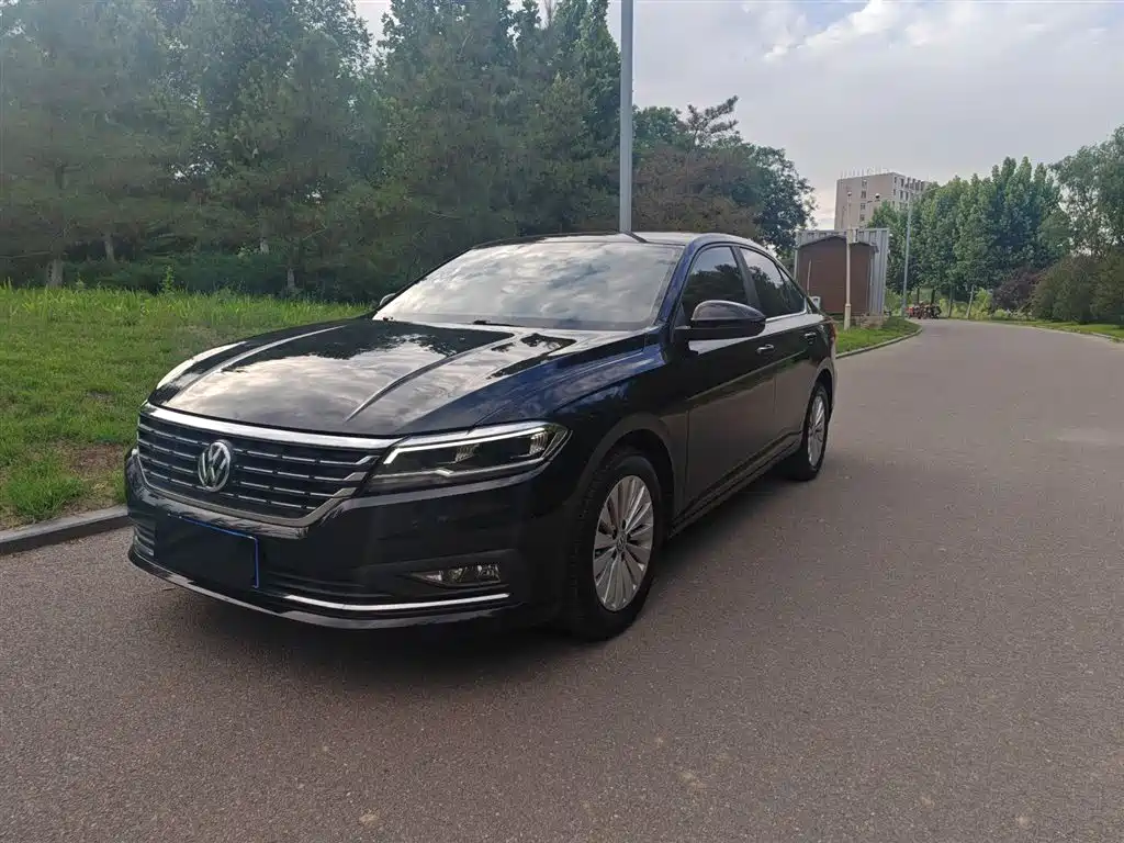 Volkswagen Lavida 2019 1.5L Manual Comfort Edition China VI фото 2