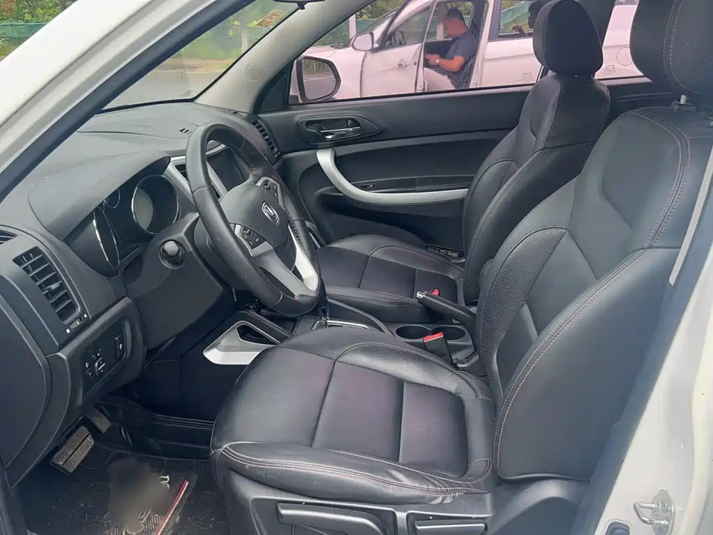 Changan CS35 2017 2016 1.6L Automatic Luxury Model China V