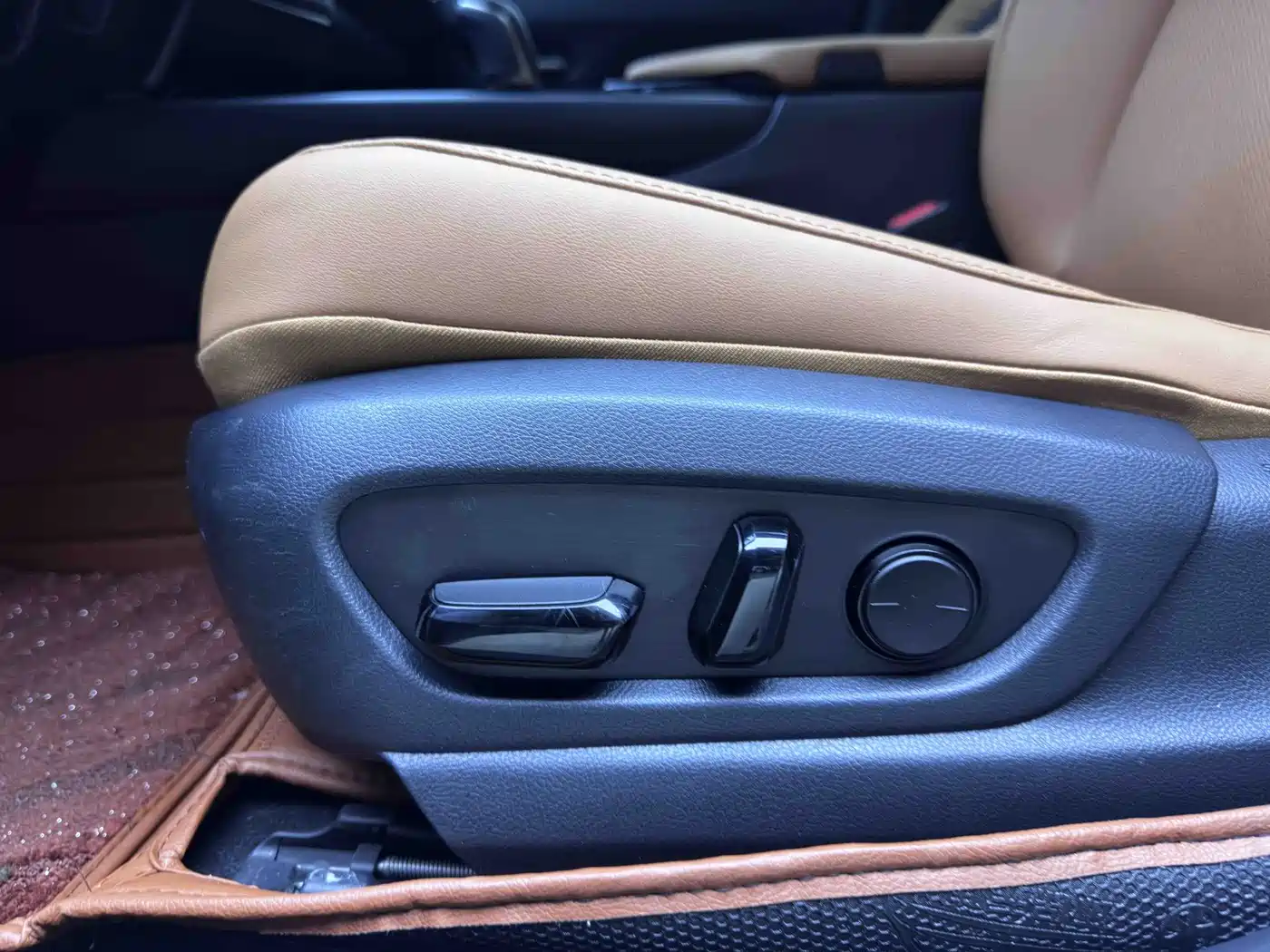 Lexus UX Electric 2022 2020 300e Pure Enjoyment Edition