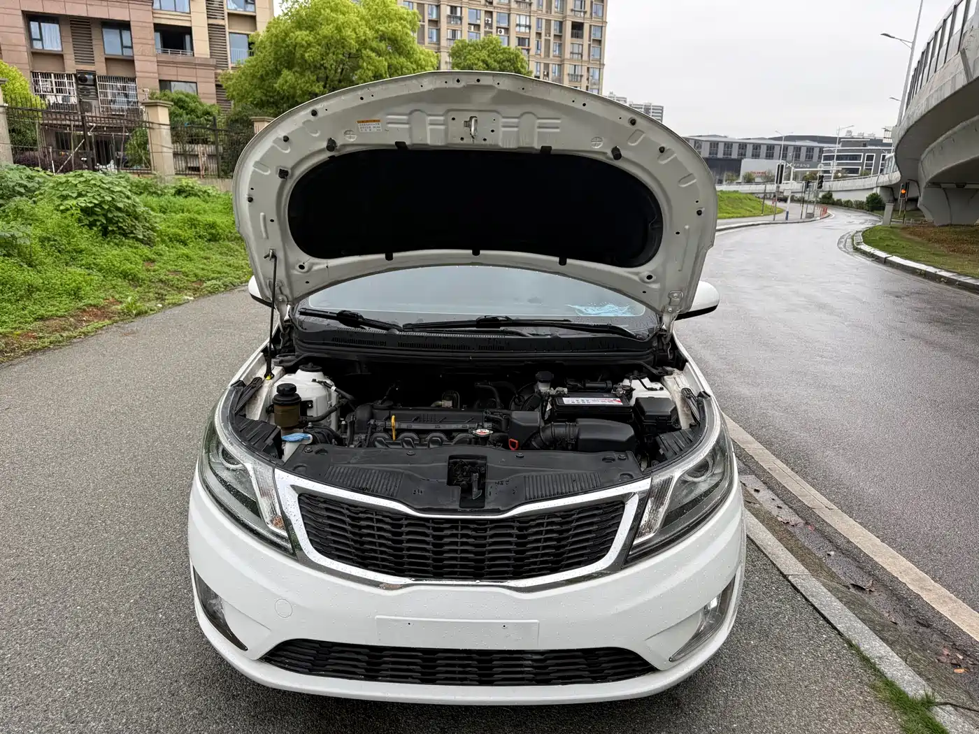 Kia K2 2012 Sedan 1.4L AT GLS Commemorative Edition фото 19