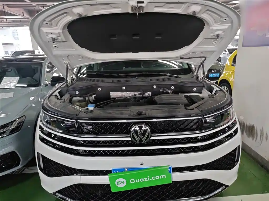 Volkswagen Talagon 2023 380TSI 4WD R-Line Launch Edition фото 17