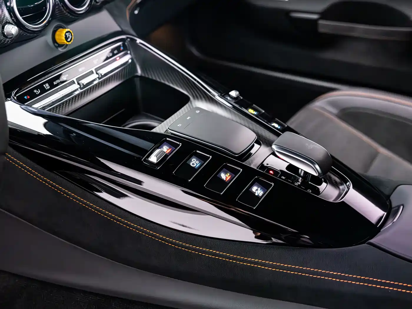 MERCEDES-BENZ AMG GT