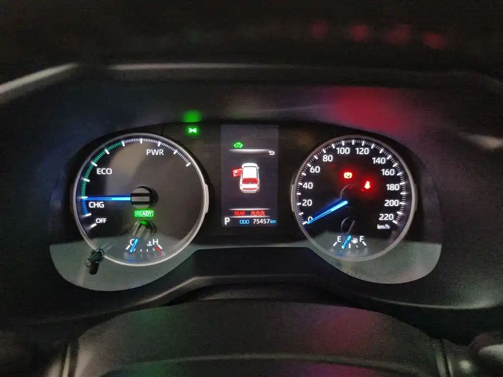 Toyota Wildlander 2022 Hybrid 2.5L E-CVT FWD Luxury PLUS Edition фото 8