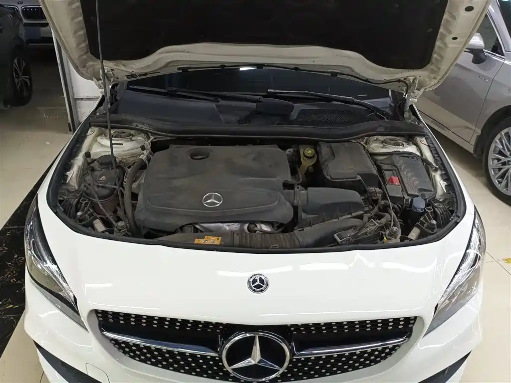 Mercedes-Benz CLA (Import) 2017 Facelift CLA 220 4MATIC фото 20