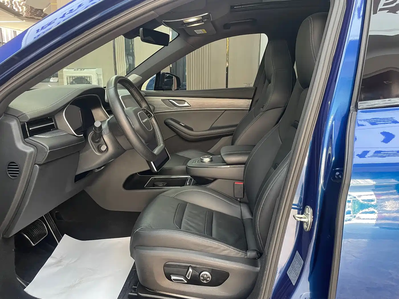 SERES SF5 2020 2020 AWD High Performance Sport Edition