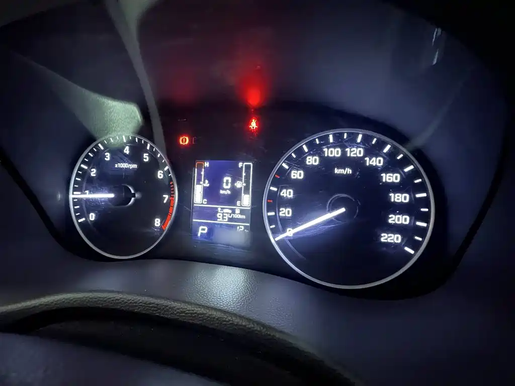 Hyundai Beijing Hyundai ix25 2015 1.6L Automatic FWD Premium DLX фото 16