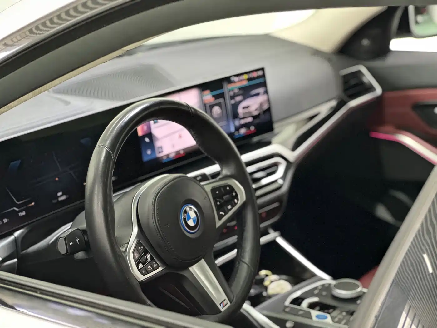 BMW i3 2023 eDrive 40 L Shadowline Package фото 10