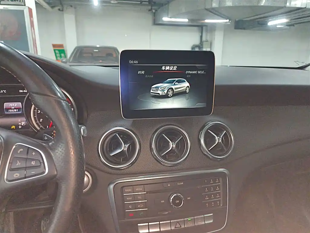Mercedes-Benz GLA 2017 GLA 200 Dynamic фото 13