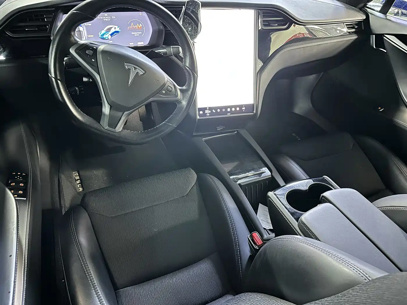 TESLA MODEL S