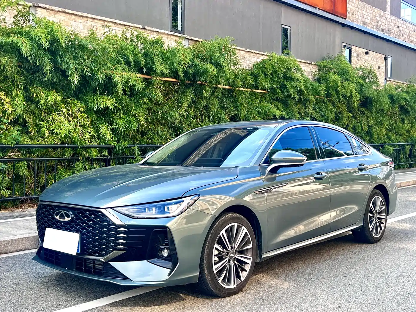 Chery Arrizo 8 PRO 2025 — пригон из Китая