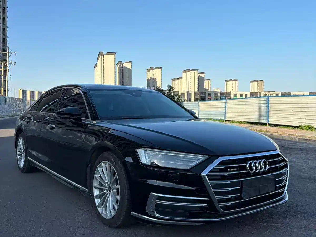 Audi A8 2021 A8L 50 TFSI quattro Luxury фото 3