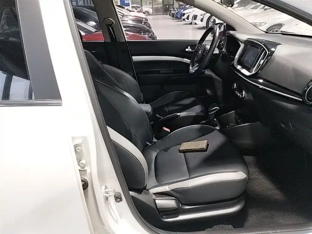 Kia KX1 2019 1.4L Automatic Fun Edition China VI фото 25