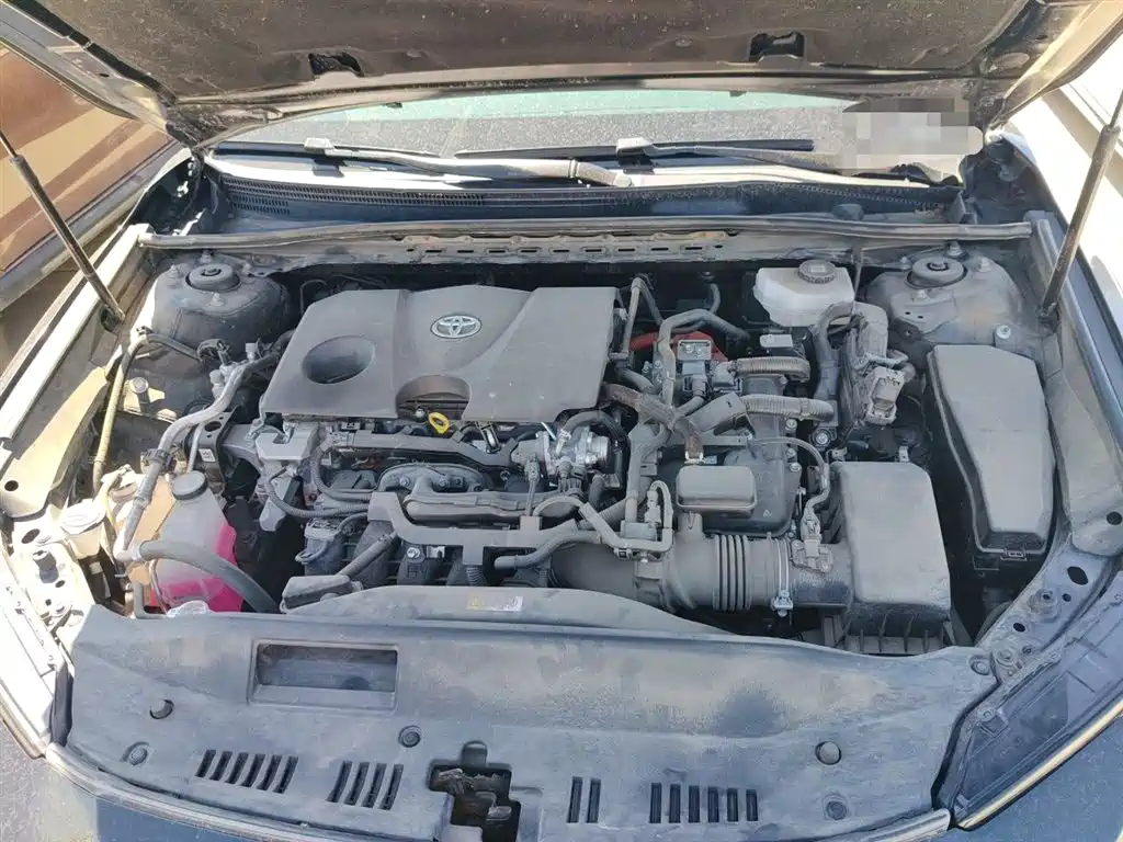 Toyota Camry 2024 Hybrid 2.0HGVP Luxury Edition фото 17