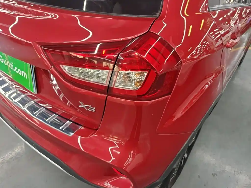 Geely Vision X3 2017 2017 1.5L Automatic Premium