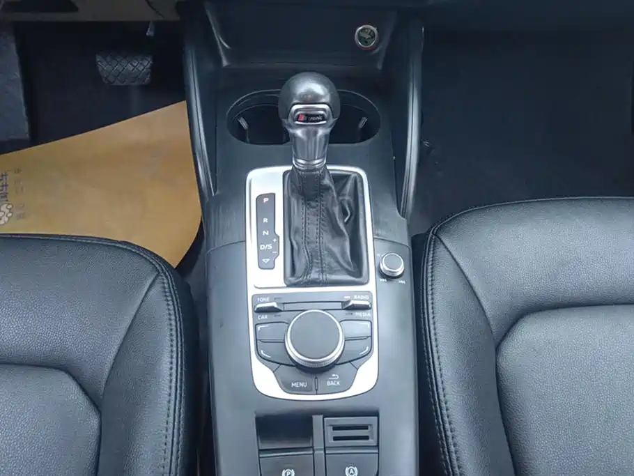 Audi A3 2016 Sportback 35 TFSI Progressive фото 16