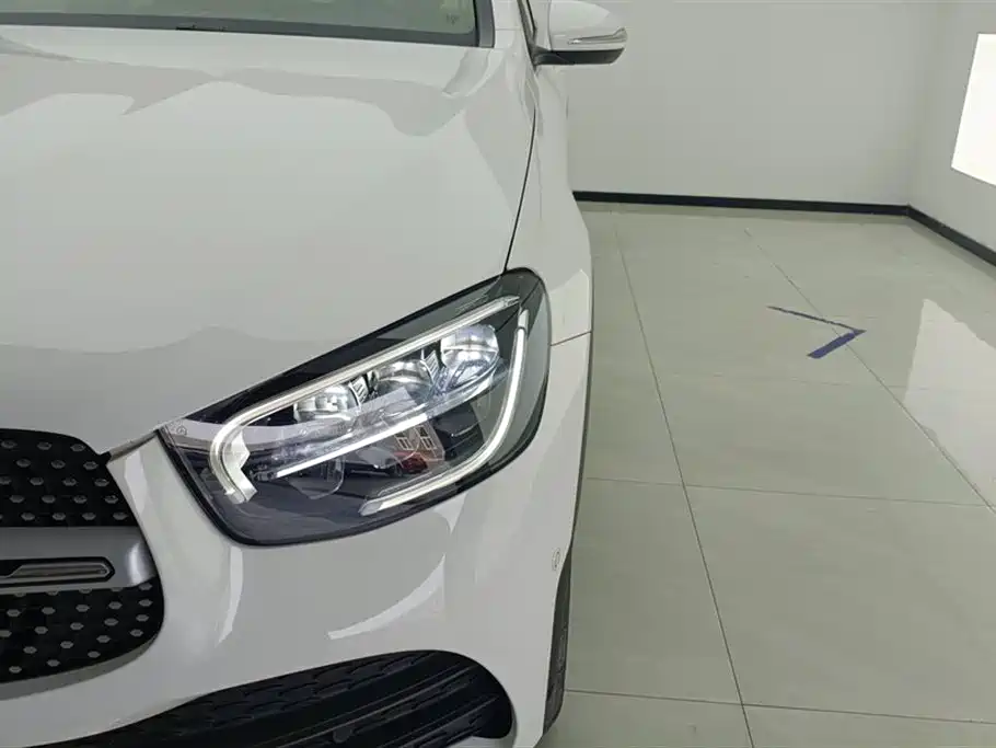 Mercedes-Benz GLC 2020 Facelift GLC 260 L 4MATIC Luxury фото 5
