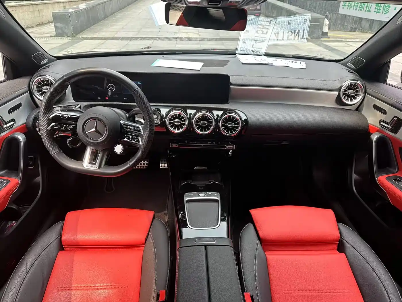 Mercedes-Benz CLA AMG 2024 AMG CLA 35 4MATIC фото 5