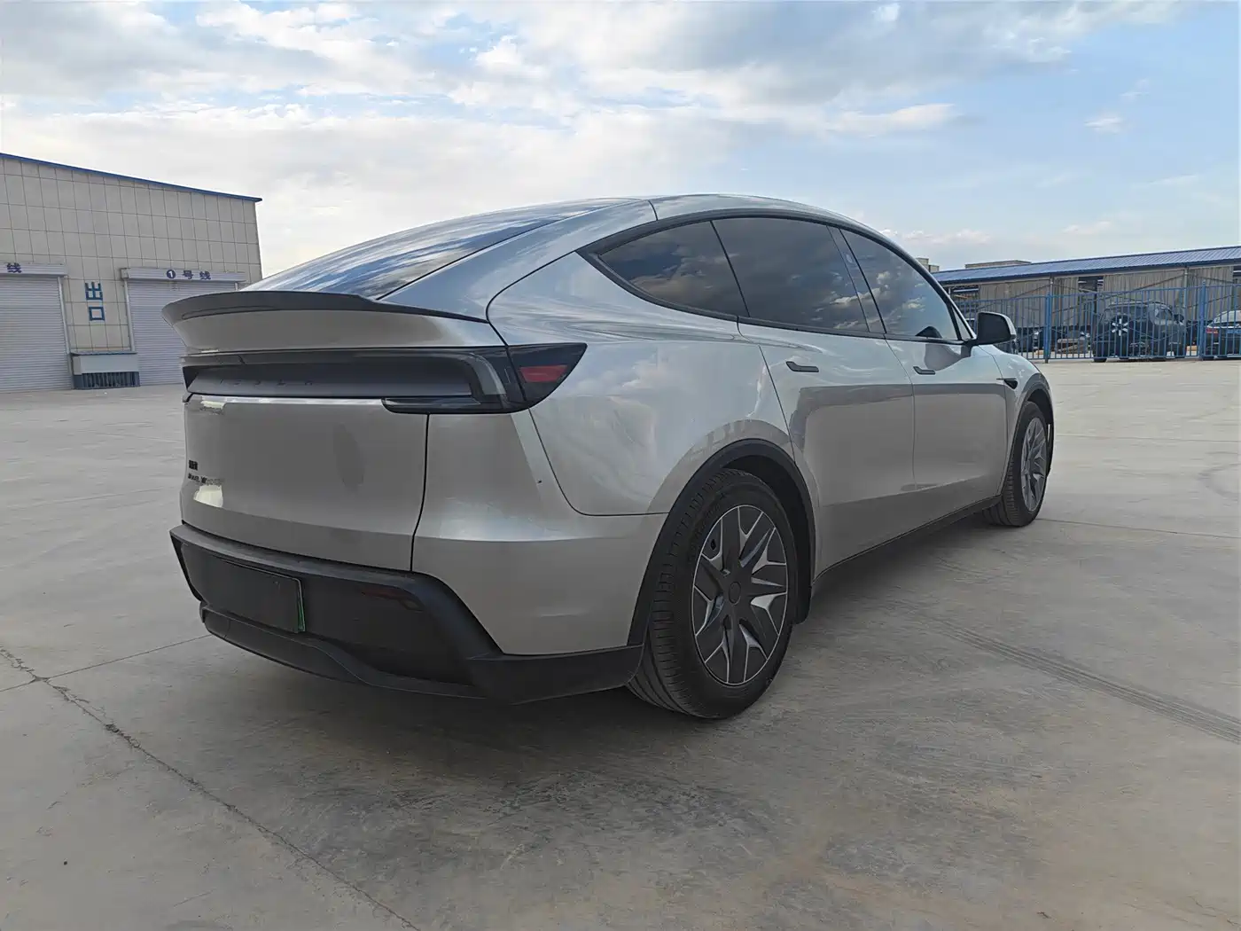 Tesla Model Y L 2026 2025 Facelift Long Range AWD