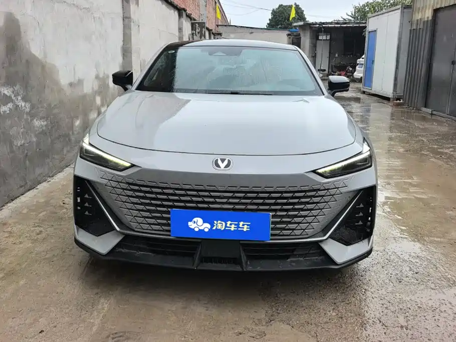Changan UNI-V iDD 2023 2023 Smart Electric iDD 1.5T 113km Smart Cool Type