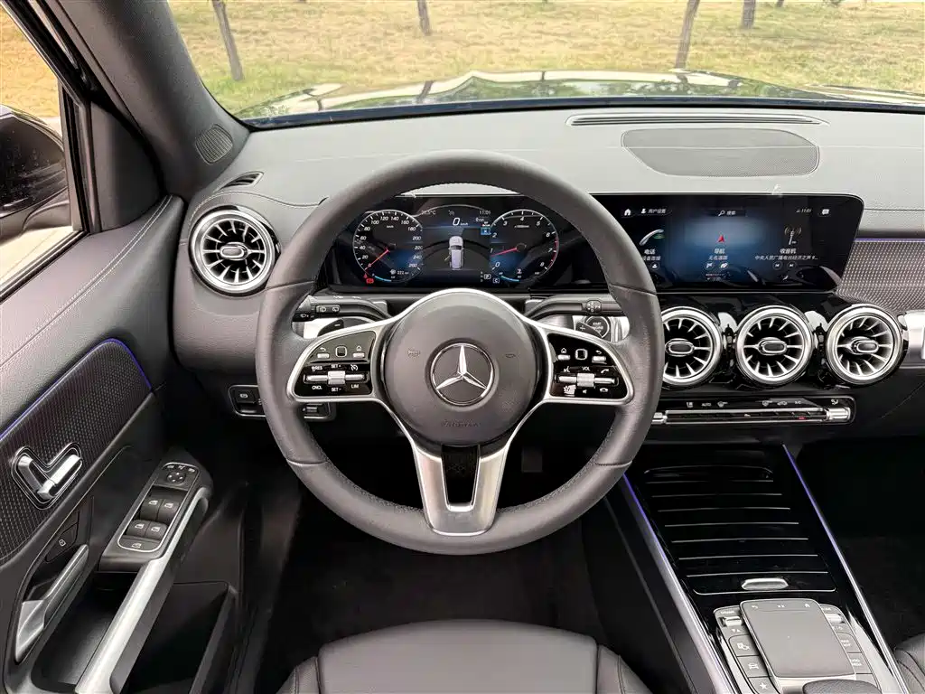 Mercedes-Benz GLB 2023 GLB 220 Dynamic фото 8