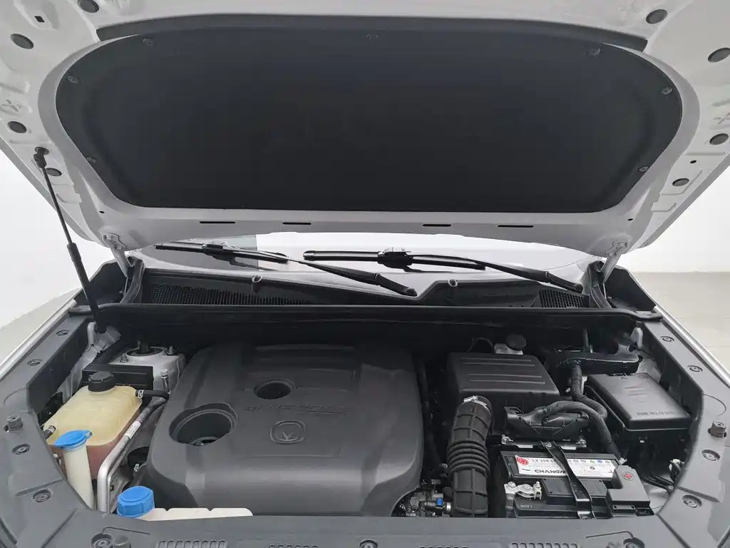 Фото 6 - Changan CS75