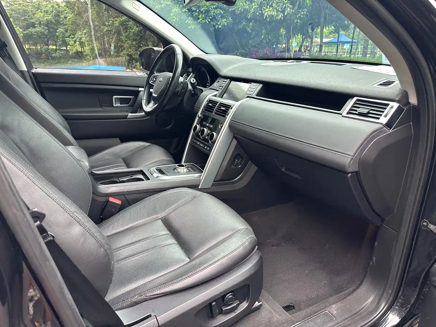 Land Rover Discovery Sport 2016 2.0T SE фото 11
