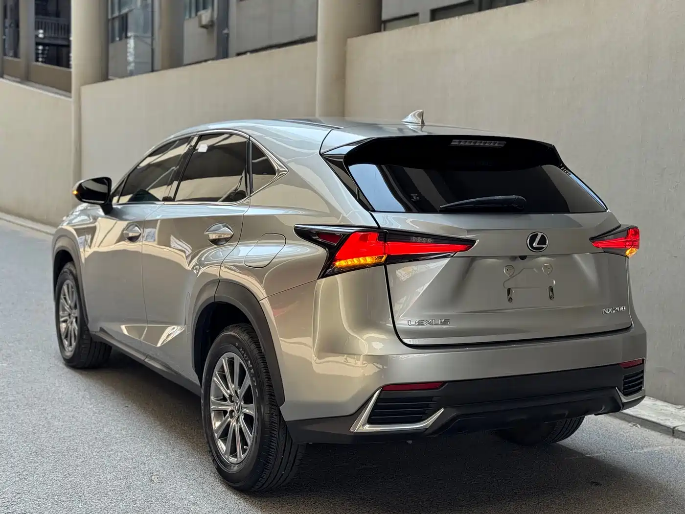 Lexus NX 2020 200 FWD Sharp Edition China VI фото 4
