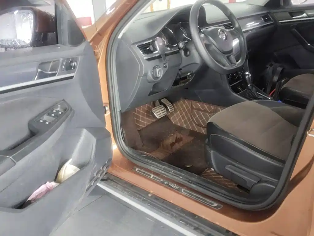 Volkswagen C-TREK 2018 2017 1.6L Automatic Comfort
