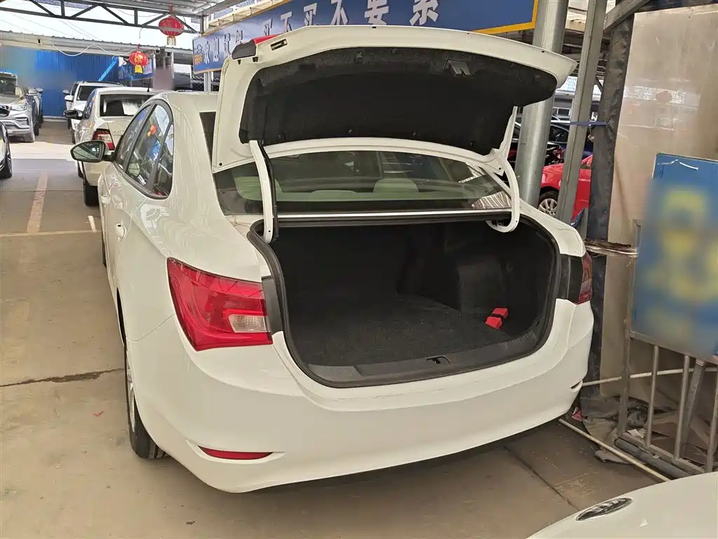 Buick Excelle 2015 15N Manual Progressive фото 15