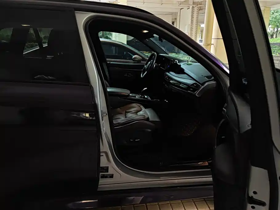 BMW X5 (Import) 2017 xDrive35i M Luxury Sport фото 8