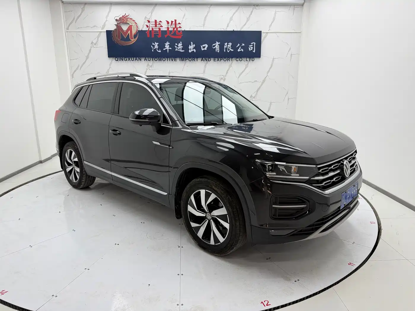 Volkswagen Tayron 2022 280TSI 2WD Luxury Smart Connect Edition фото 3