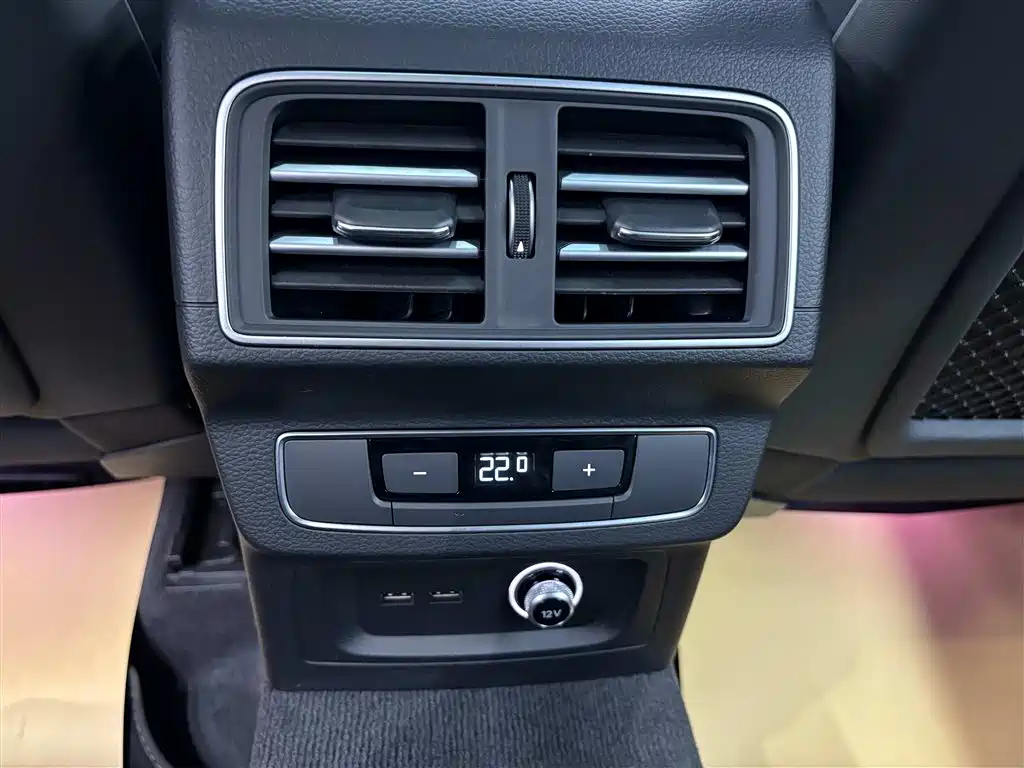 Audi Q5L 2024 Model 45 TFSI Luxury Dynamic фото 19