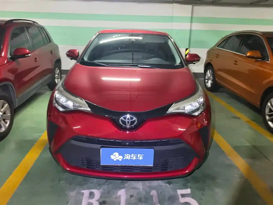 Toyota C-HR 2021 2.0L Comfort Edition фото 2