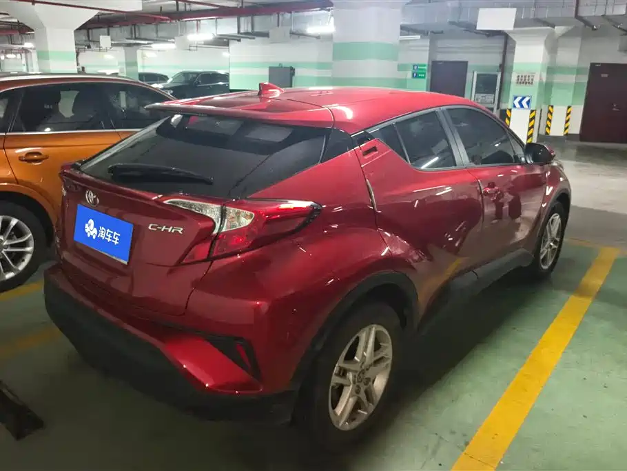 Toyota C-HR 2021 2.0L Comfort Edition фото 3