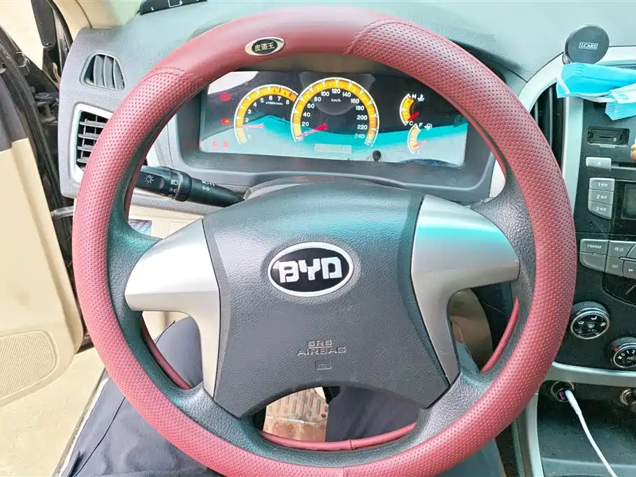BYD F3 2014 1.5L Manual Luxury фото 15